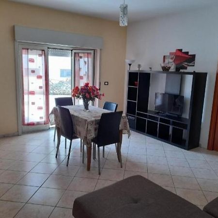 Appartamento Deborah Giardini Naxos Esterno foto