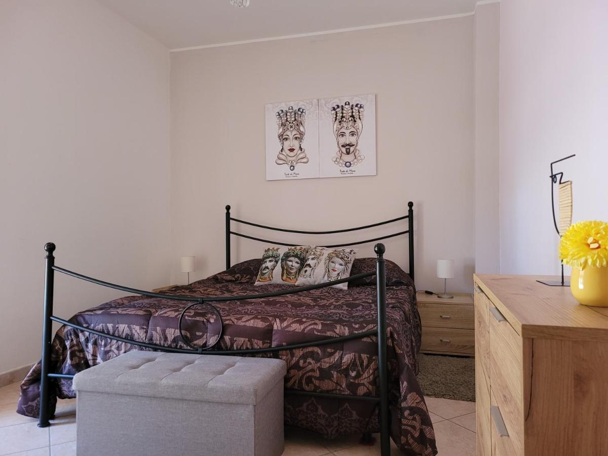 Appartamento Deborah Giardini Naxos Esterno foto